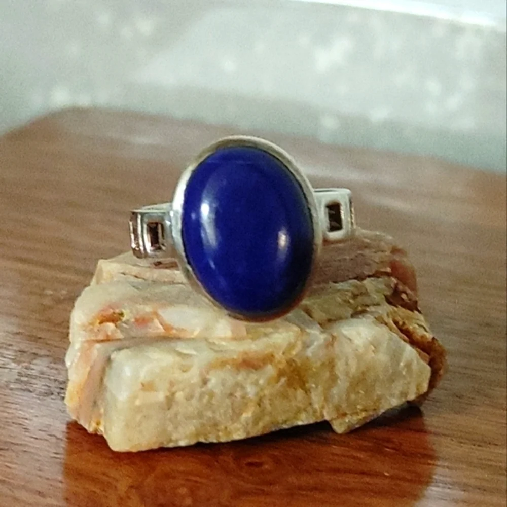 Lapis Lazuli Cabochon in Sterling Ring Size 8.75